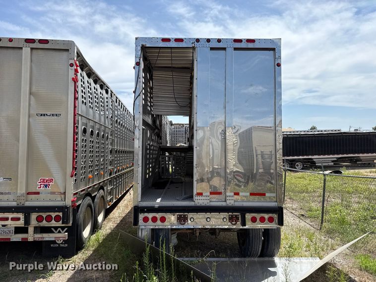 2007 Wilson PSDCL-402BH Livestock Trailer - photo 5