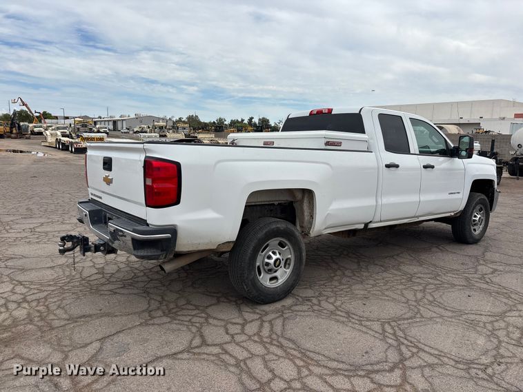 2017 Chevrolet Silverado 2500HD Ext. Cab Pickup Truck - photo 5