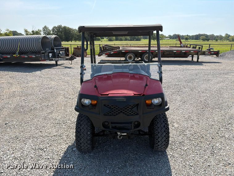 2014 Club Car XRT 950 Utility Vehicle - photo 2