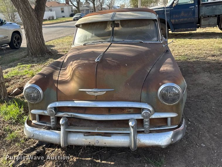 Chevrolet Sedan - photo 2