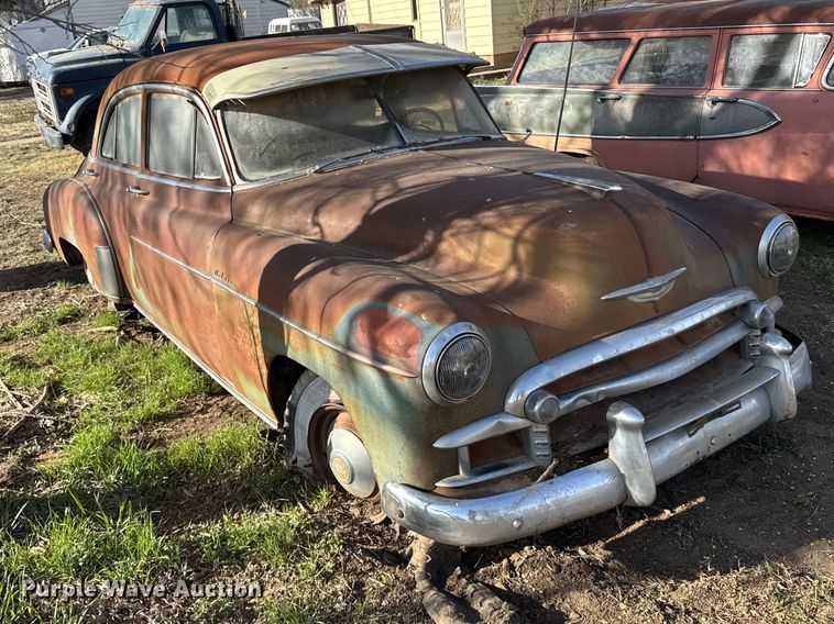 Chevrolet Sedan - photo 3