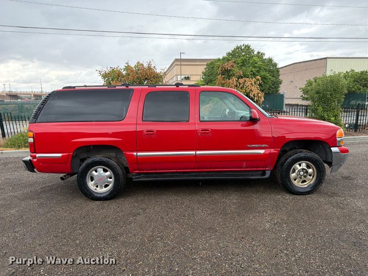 2000 GMC Yukon XL SUV - photo 4