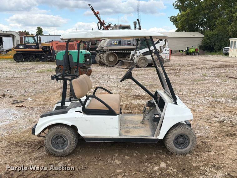 2001 Club Car Golf Cart - photo 4