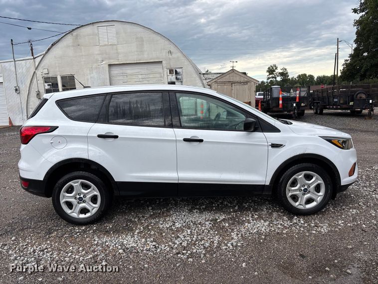 2019 Ford Escape SUV - photo 4