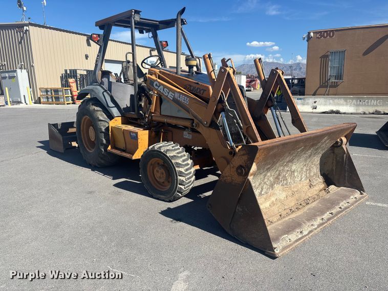 2001 Case 570MXT Landscape Tractor - photo 3