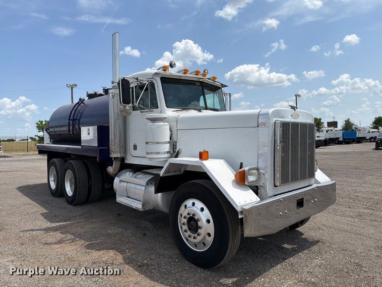 1997 Peterbilt 357 Vacuum Truck - photo 3