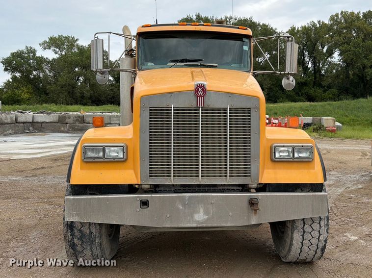 2006 Kenworth W9 Series Ready Mix Truck - photo 2