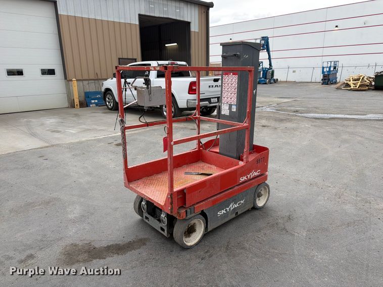 2017 Skyjack SJ16 Vertical Lift - photo 5