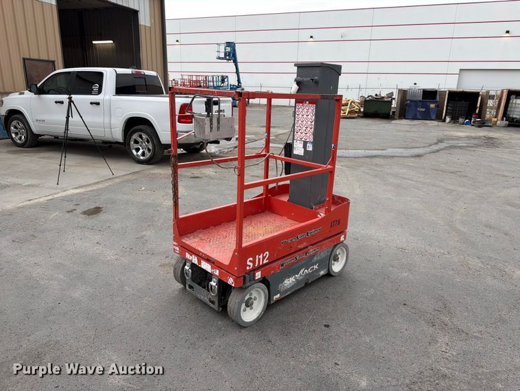 2017 Skyjack SJ12 Vertical Lift - photo 5