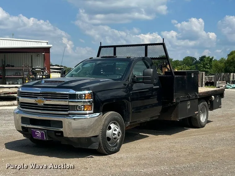 2017 Chevrolet  Silverado 3500HD Flatbed Pickup Truck