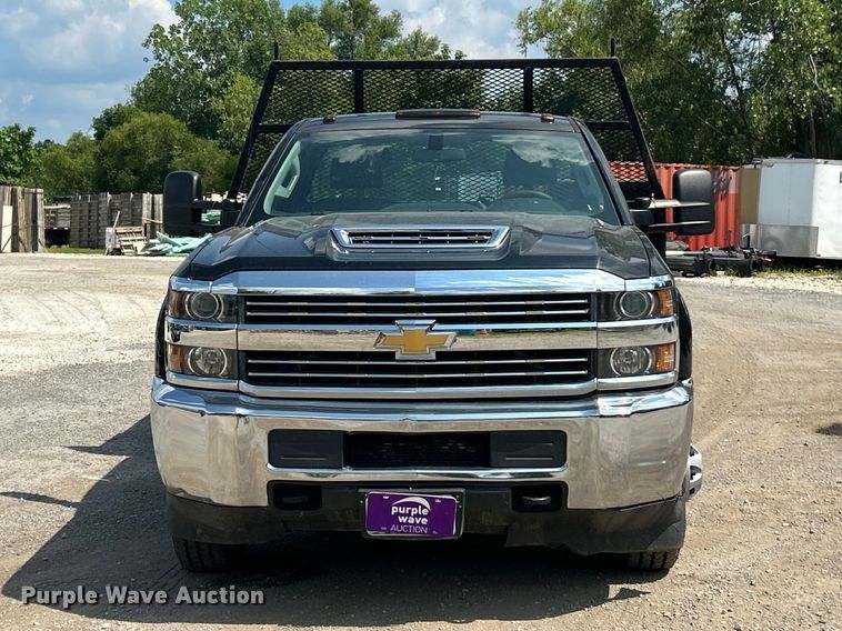 2017 Chevrolet  Silverado 3500HD Flatbed Pickup Truck - photo 2