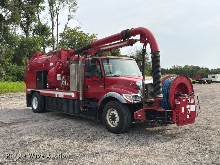 2007 International WorkStar 7400  Sewer Jetter Truck - photo 3