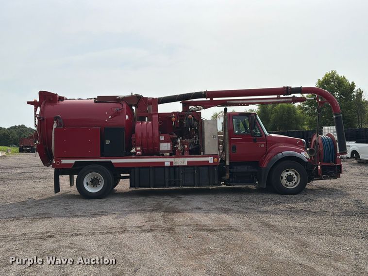 2007 International WorkStar 7400  Sewer Jetter Truck - photo 4
