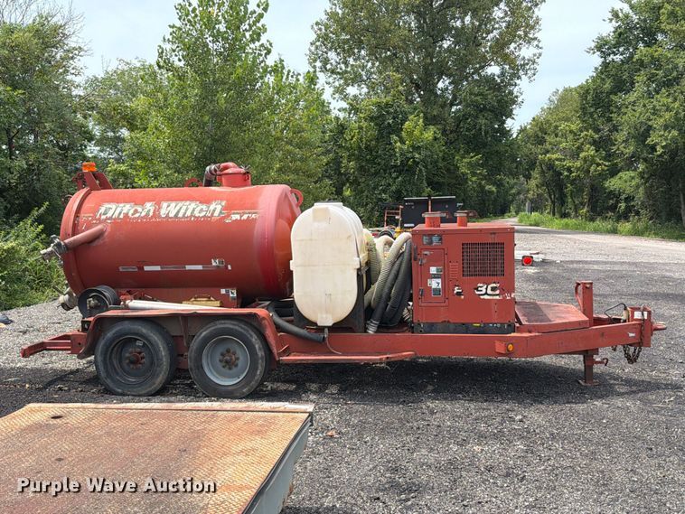 Ditch Witch FX30 Vacuum Excavator - photo 4