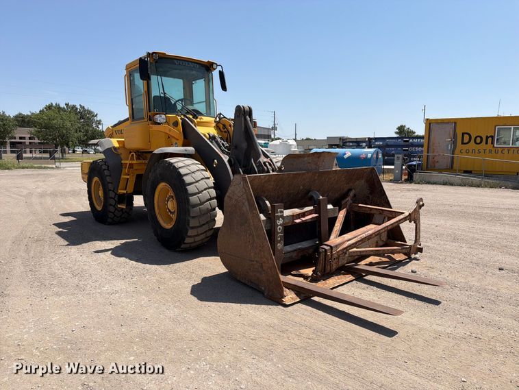 2006 Volvo L90E Wheel Loader - photo 3