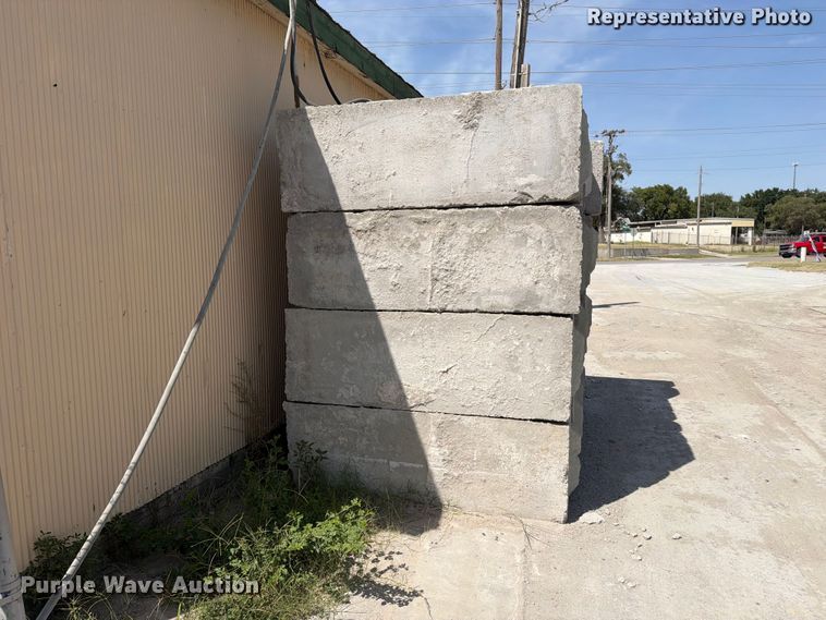 (16) Concrete Edge Bunker Blocks - photo 2