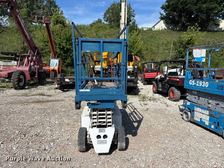 Marklift J19EP Scissor Lift - photo 2