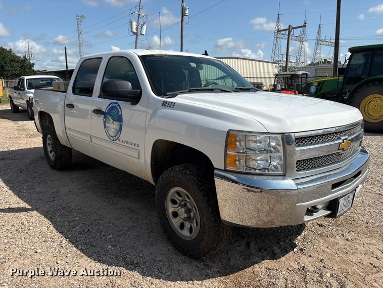 2012 Chevrolet Silverado Crew Cab Pickup Truck - photo 3