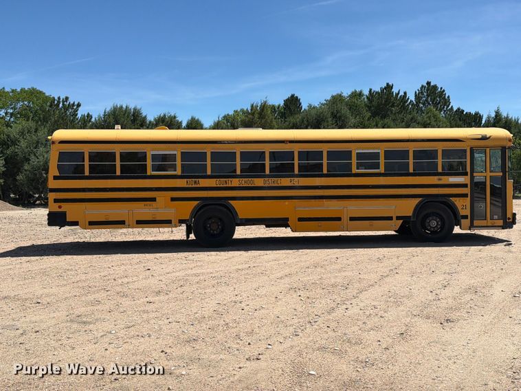 1996 Blue Bird TC2000 School Bus - photo 4