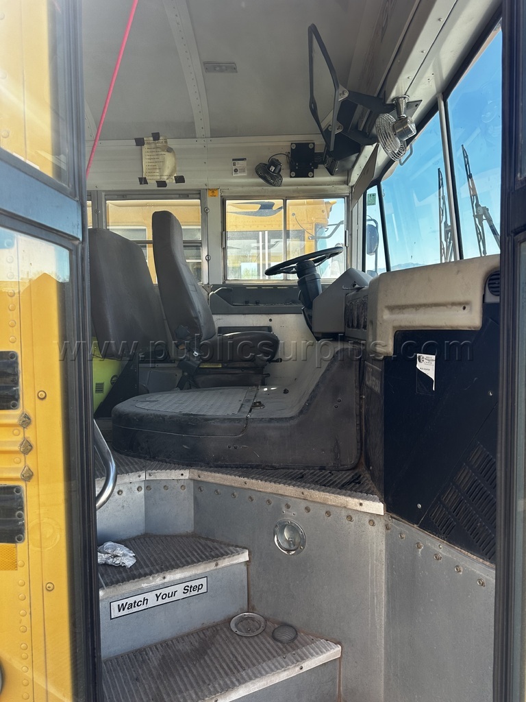 Bus#95 — photo 1