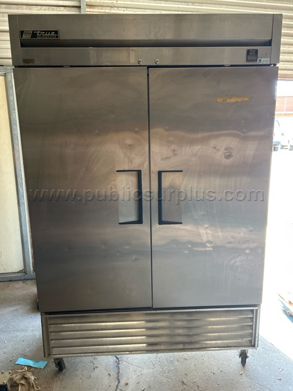 TRUE Side-by-Side Stainless Refrigerator | Model TS-49 | AKA4460YXA — photo 1