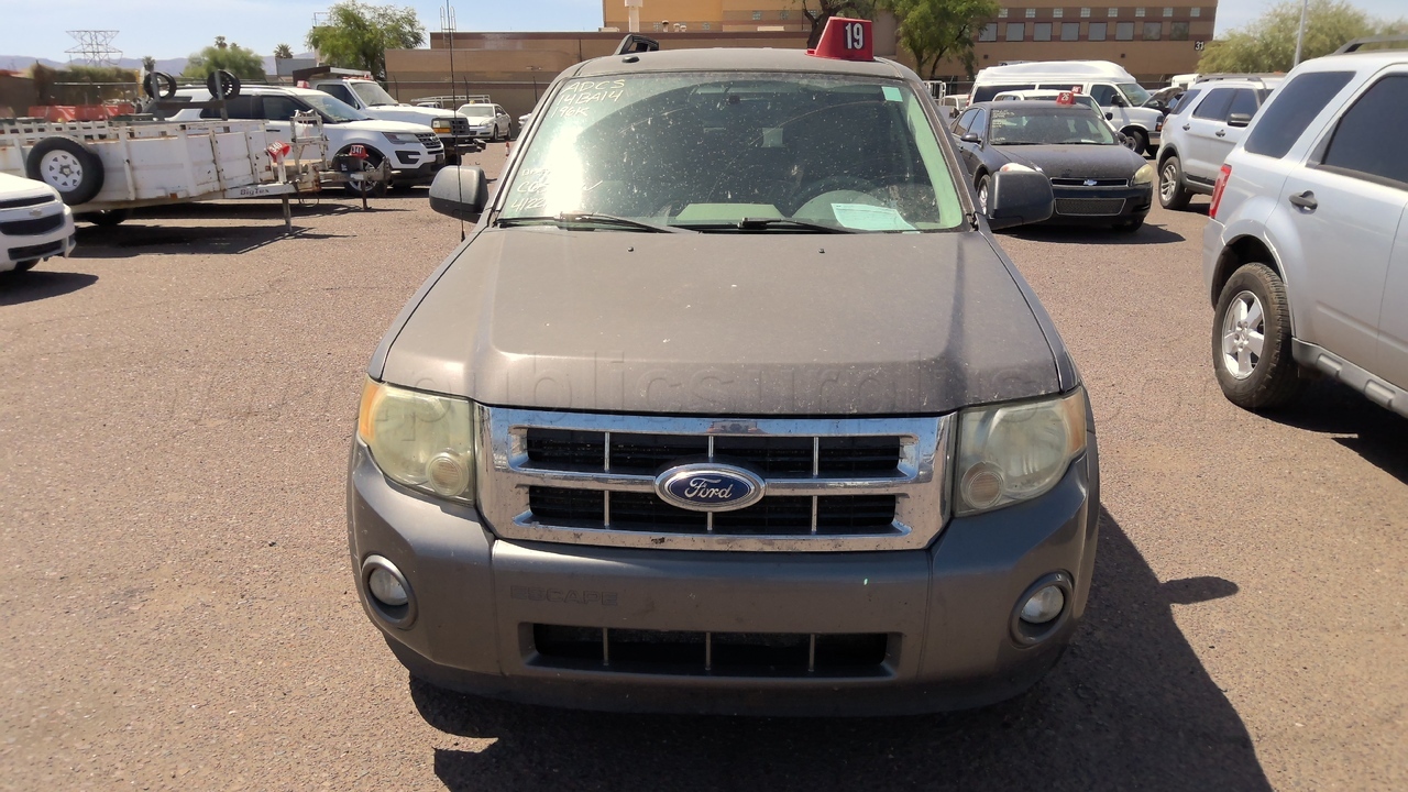 ADCS - 14BA14 - 2011 FORD ESCAPE SUV 4X4 — photo 1