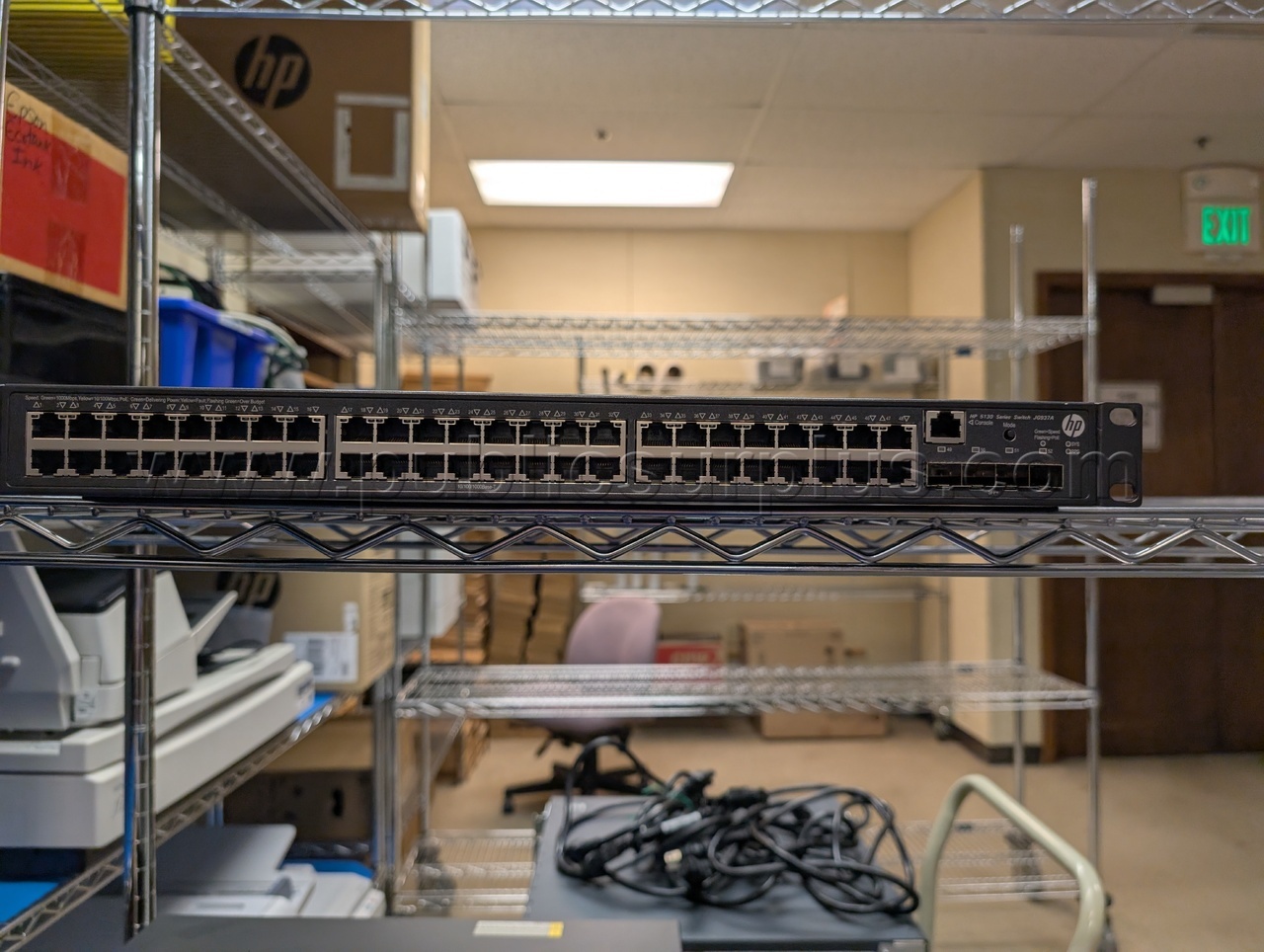 HP 48 port Switch - 5130 — photo 1