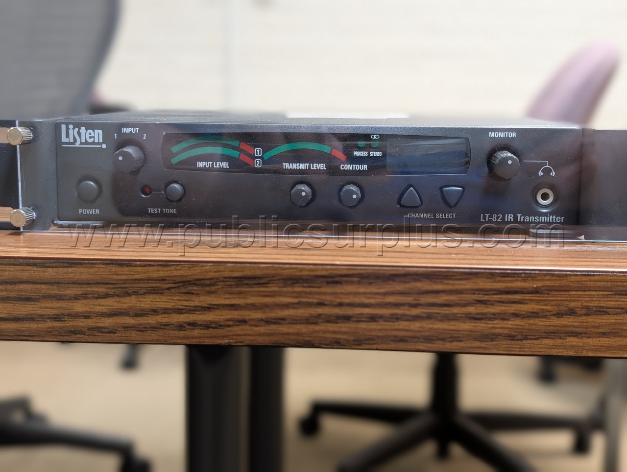 Listen LT-82 IR Transmitter — photo 1