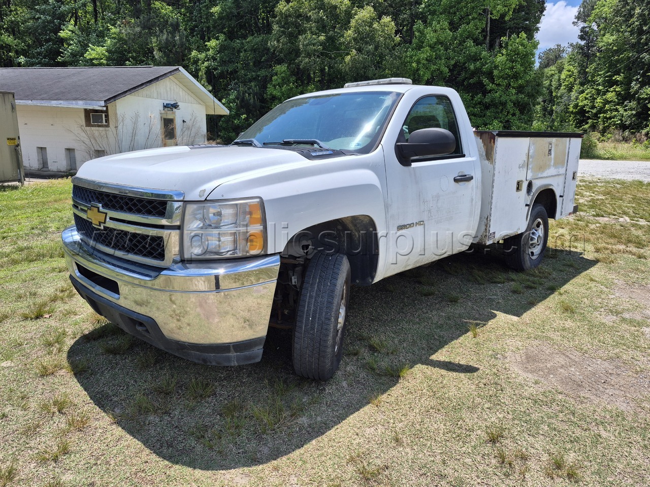 2012 Chevrolet Silverado 2500HD w/ Utility Bed. — photo 1
