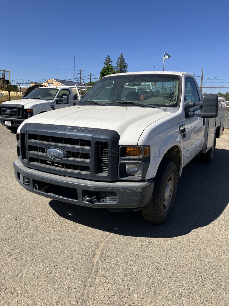 2008 FORD F-250 WITH SERVICE BODY #2057 — photo 1