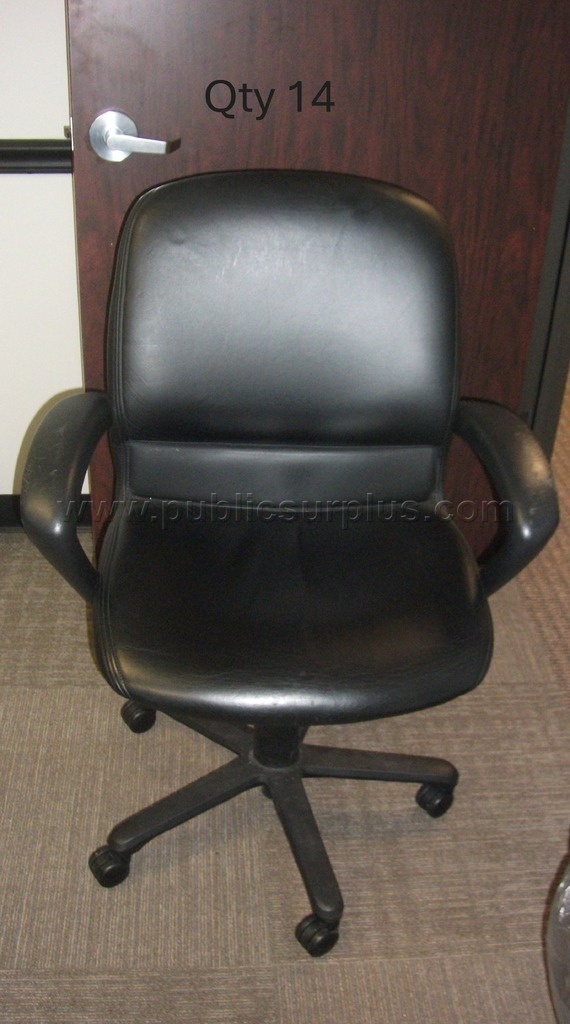 LOT 71 - CHAIRS (14) — photo 1