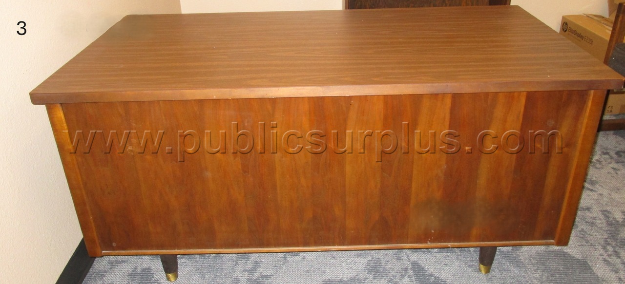 LOT 87 - Desks (5) — photo 1