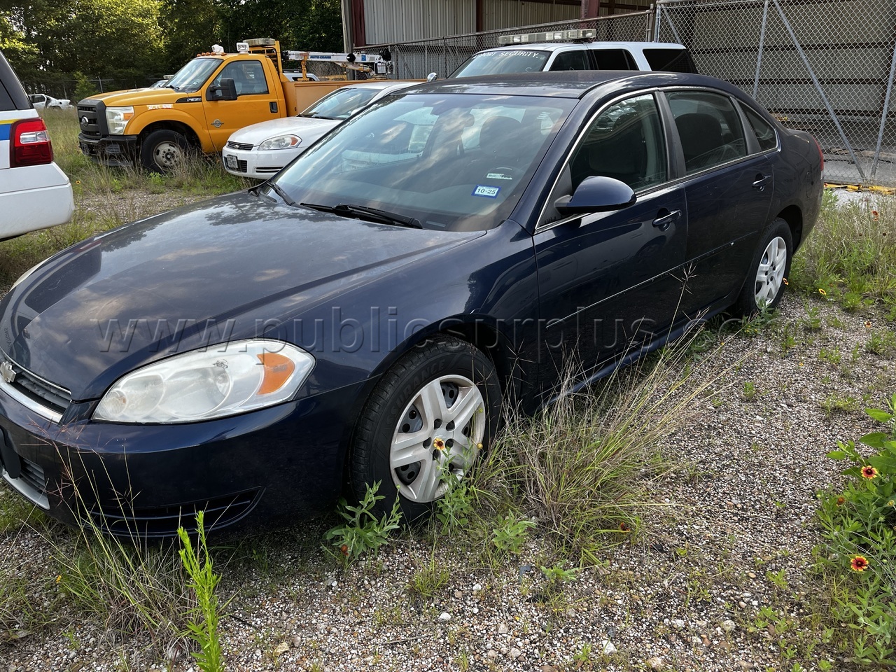 2011 Chevrolet Impala Blue HAS V41732 — photo 1