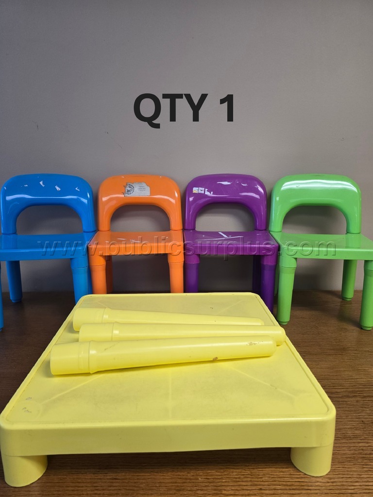 LOT 134 - Kids' playset — photo 1