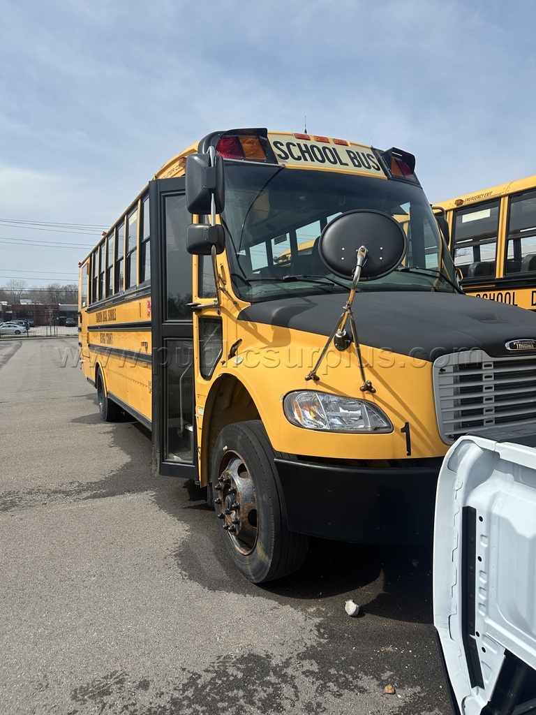 CH - 2012 Thomas/Thomas 43 passenger school bus with lift  #1 — photo 1