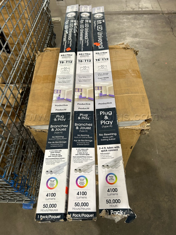 LED Universal 8ft Bulbs - B — photo 1