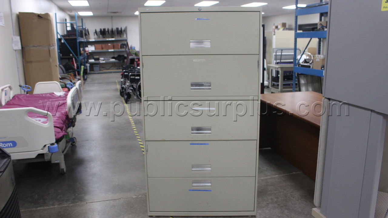 Tan 5 Drawer Metal File Cabinet W/Key 3' x 19" x 67" — photo 1