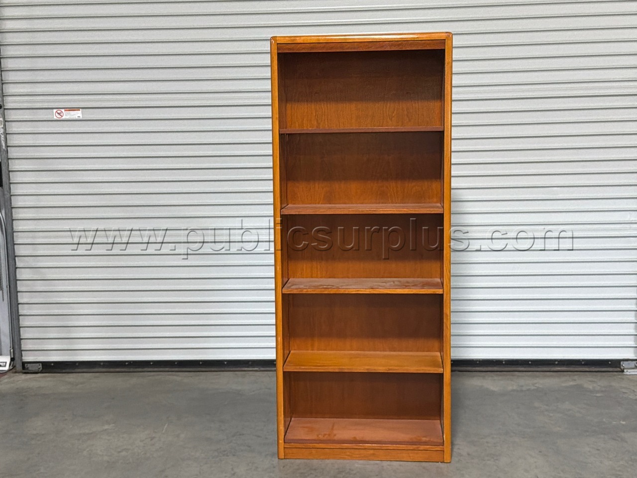BOOKSHELF / STORAGE SHELVING UNIT — photo 1