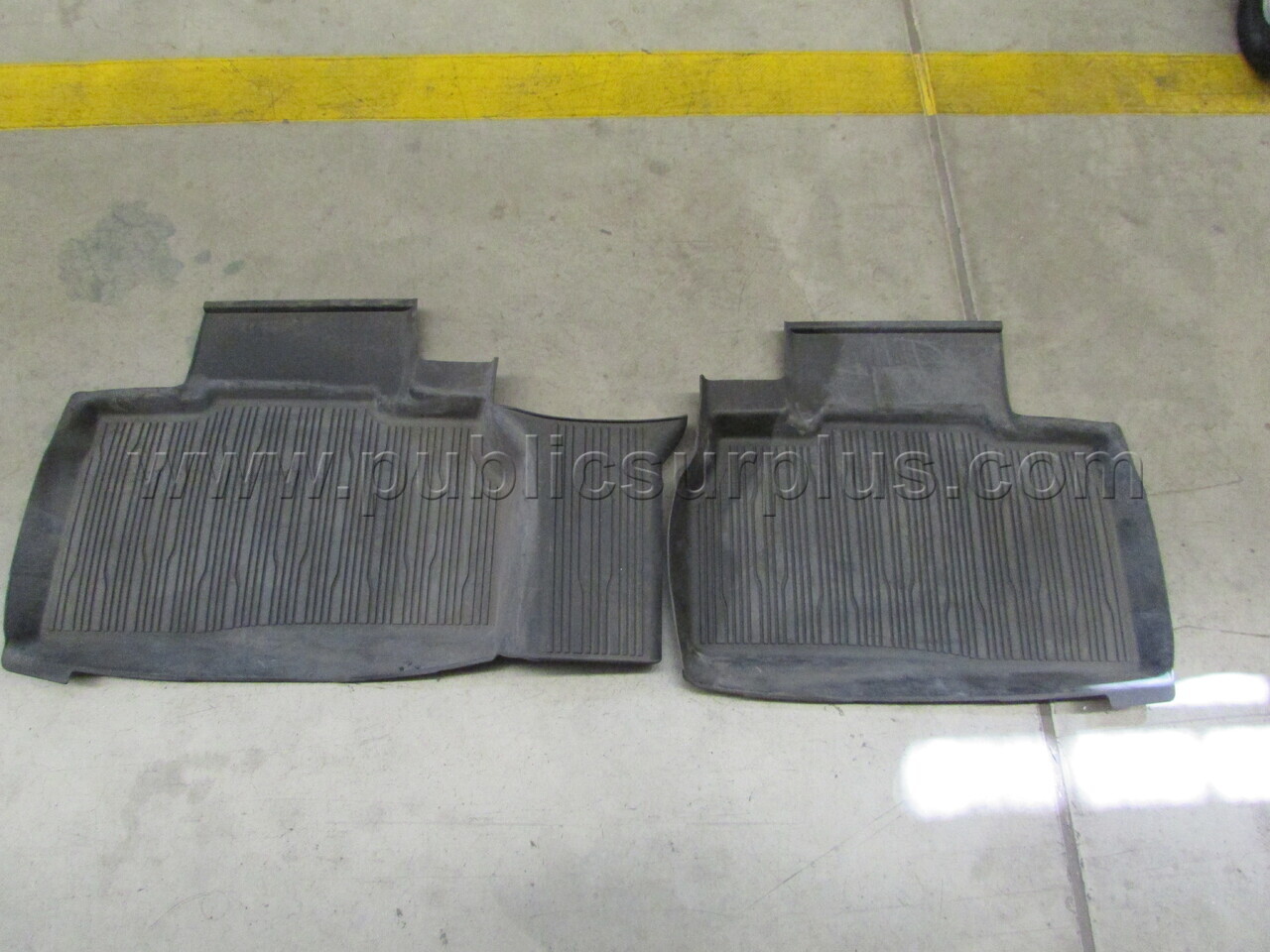 Set of 2 Ford Floor Mats — photo 1