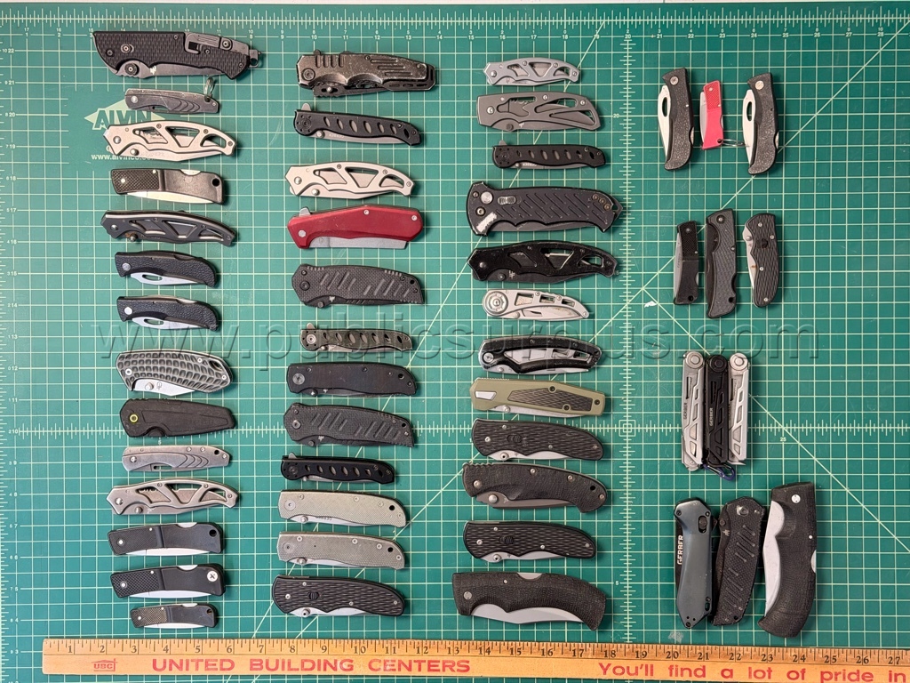 Gerber Folding Knives - QTY 50 - Shipping $20.00 — photo 1