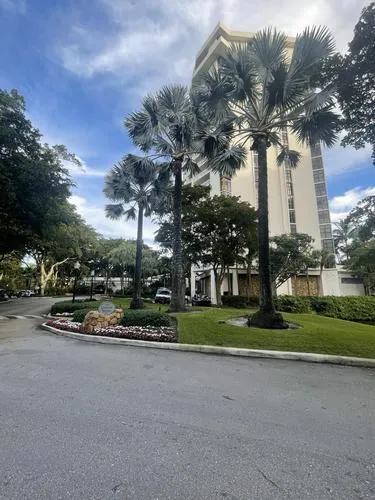 1000 QUAYSIDE TERRACE A, MIAMI, FL