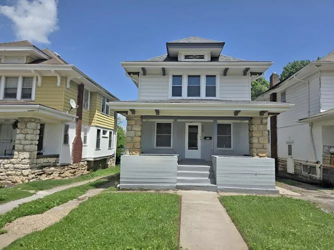 3923 COLLEGE AVE, KANSAS CITY, MO