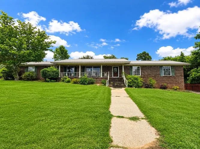 425 4TH TERRACE, PLEASANT GROVE, AL