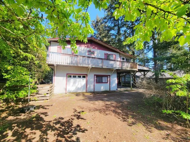 111 NE Briggadun Dr, Belfair, WA