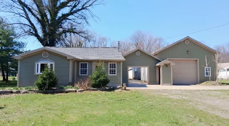 3331 EVERGREEN RD, PULASKI, PA