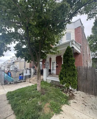 5738 Vandike St, Philadelphia, PA
