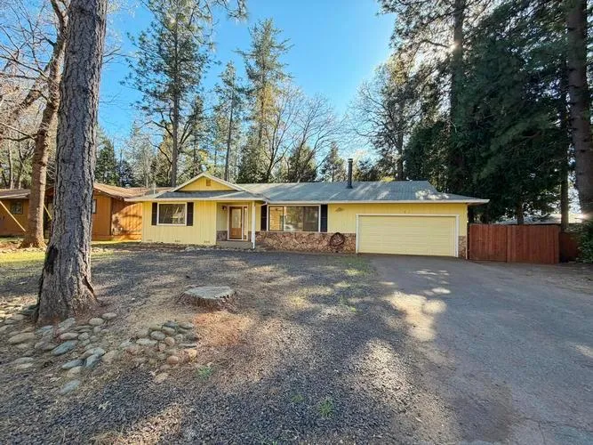 6131 Dana Circle, Magalia, CA