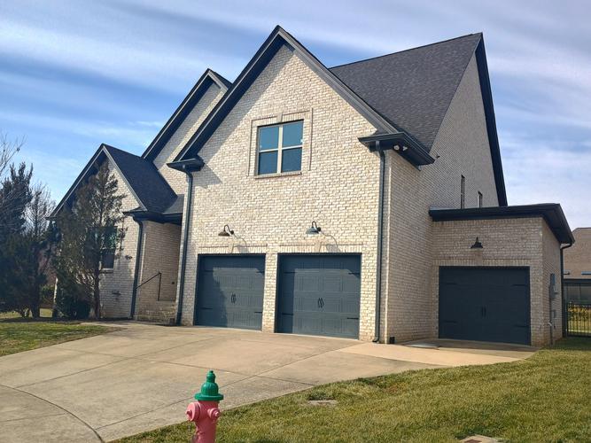 9004 SPEARFISH CT, SPRING HILL, TN - photo 1