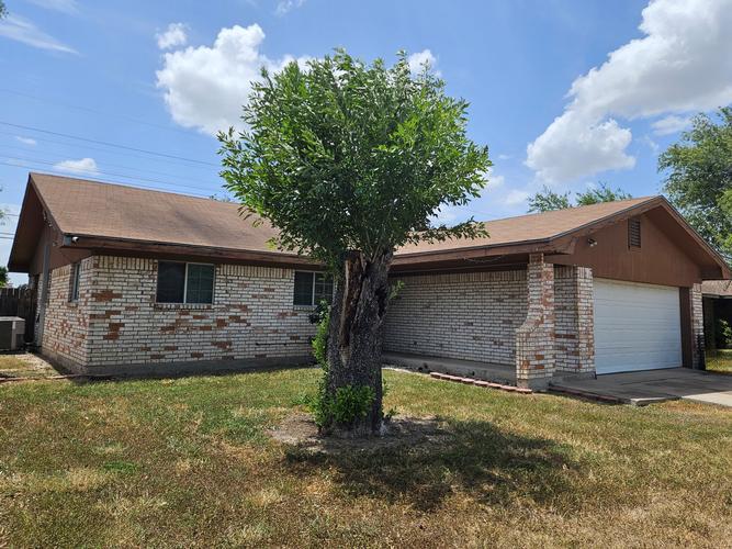 2821 N 28 1/2 St, Mcallen, TX - photo 1