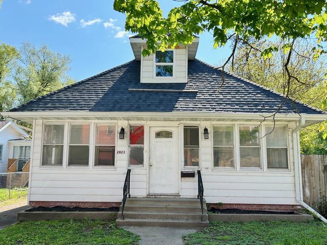 2023 SE 6TH STREET, DES MOINES, IA - photo 1